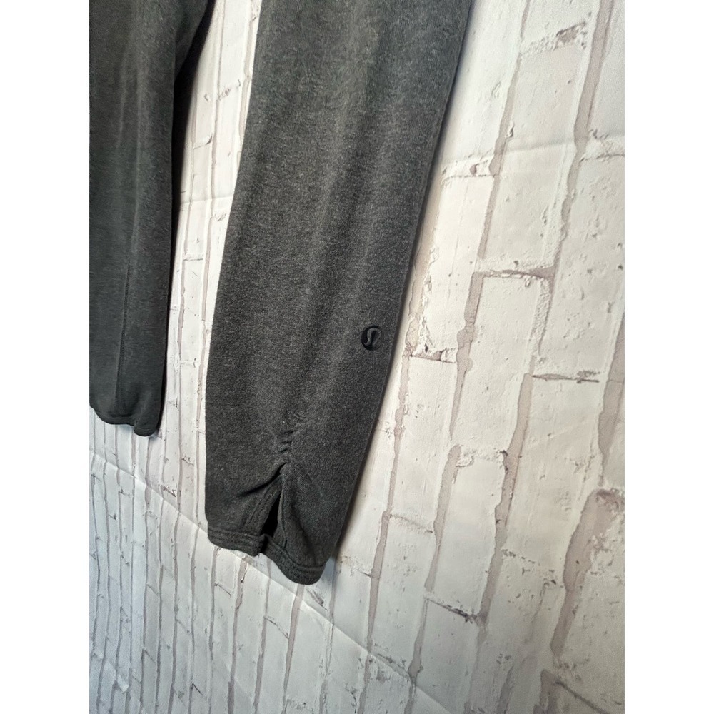 Lululemon leggings size 6 grey - Picture 4 of 8